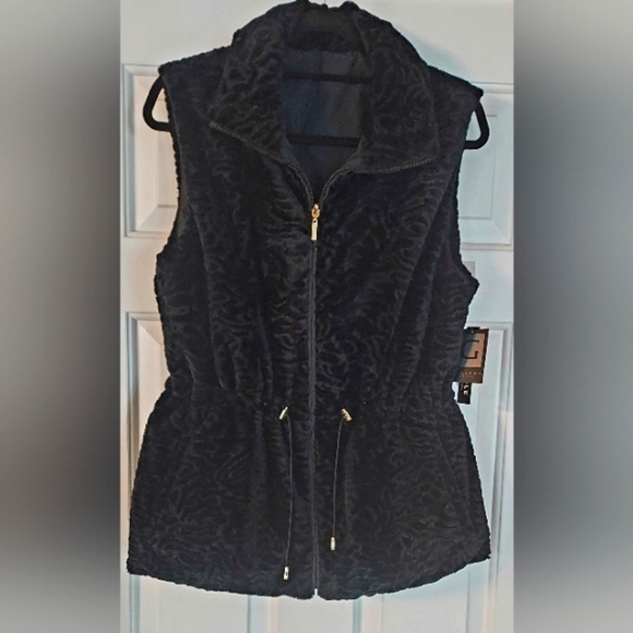 Nwt - Gallery New York Reversible Faux Fur Zip Up Vest Size M. - Picture 1 of 9